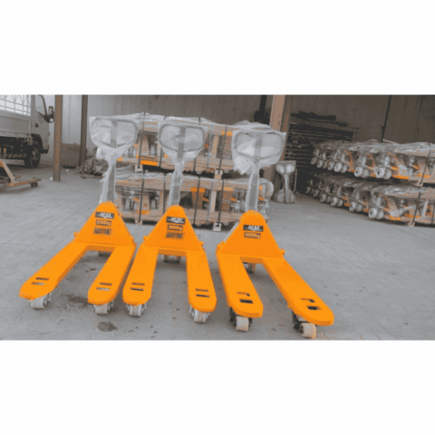 HYDRAULIC PALLET TRUCK